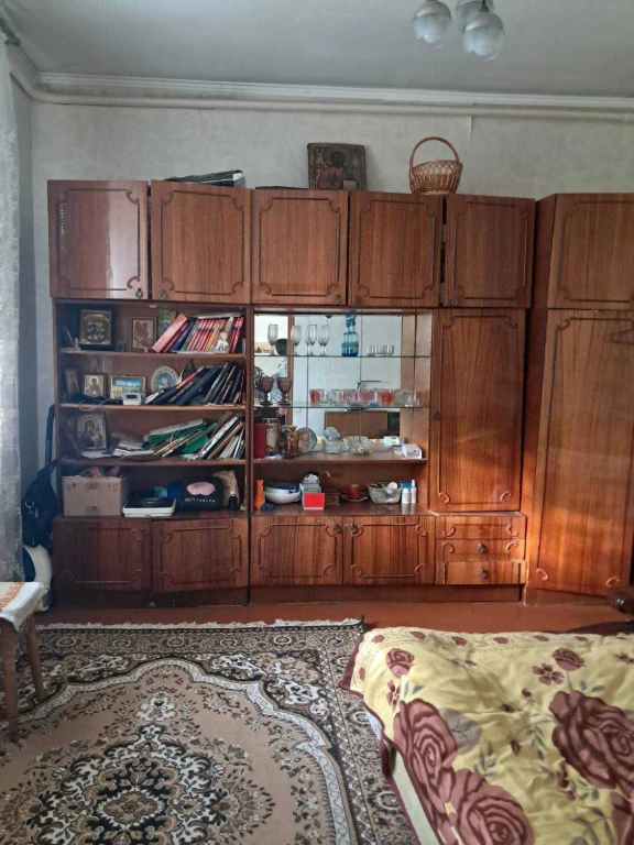 Продаю 1-кімнатну квартиру на ул. Героев Национальной гвардии 0962