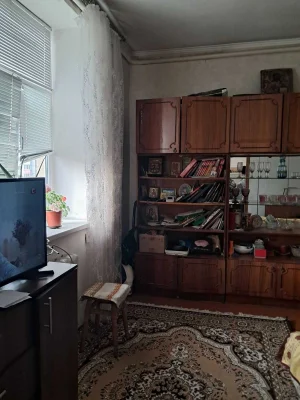 Продаю 1-кімнатну квартиру на ул. Героев Национальной гвардии 0962