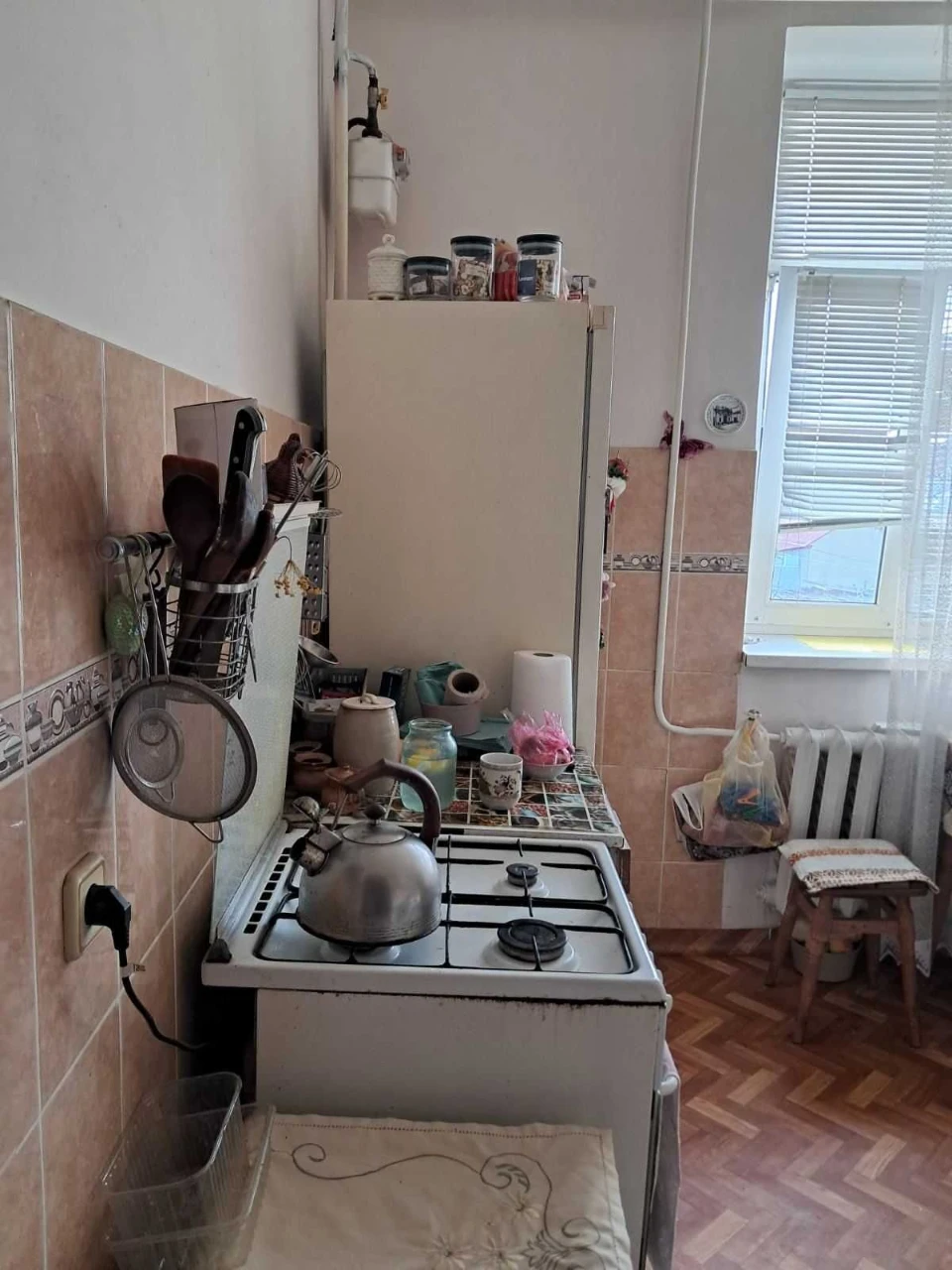 Продаю 1-кімнатну квартиру на ул. Героев Национальной гвардии 0962