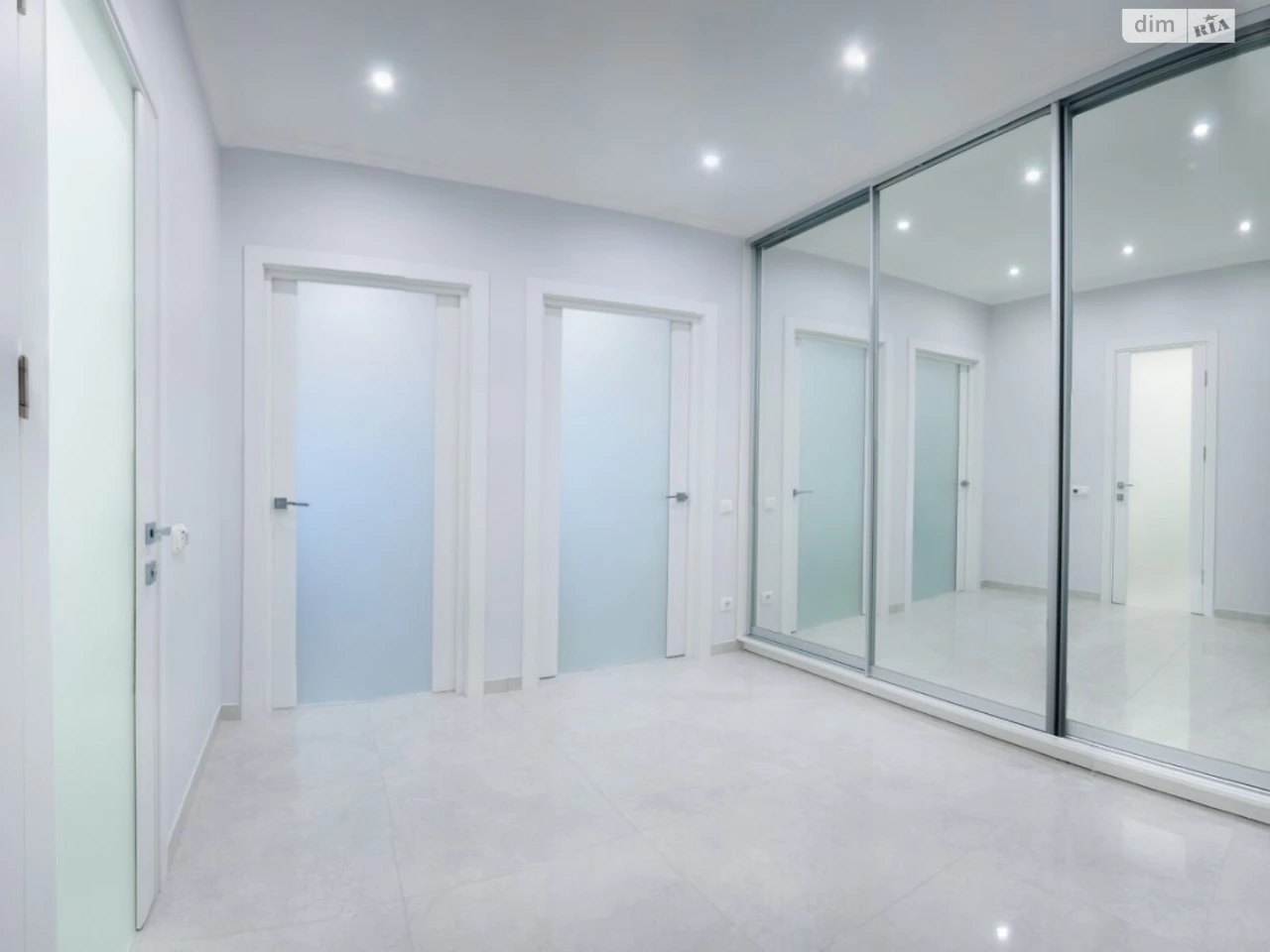 Long-Term Rental Apartment, Saperne Field