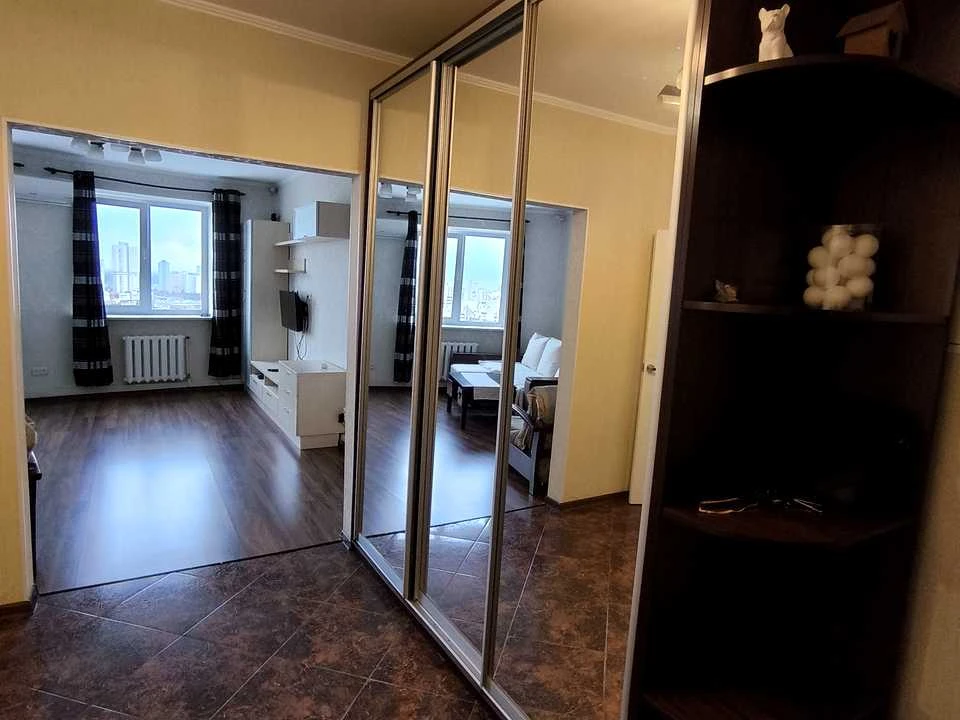 Apartment. Anna Akhmatova Street, Kyiv