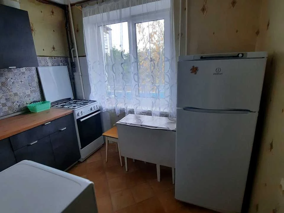 Apartment. Milutenka st., Kyiv