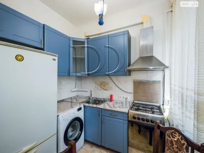 Продається квартира, Чоколівка
