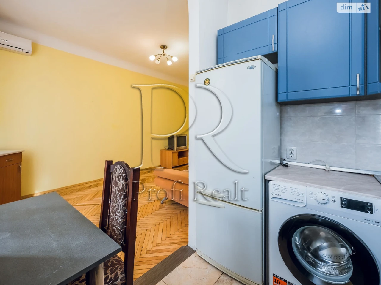 Продається квартира, Чоколівка