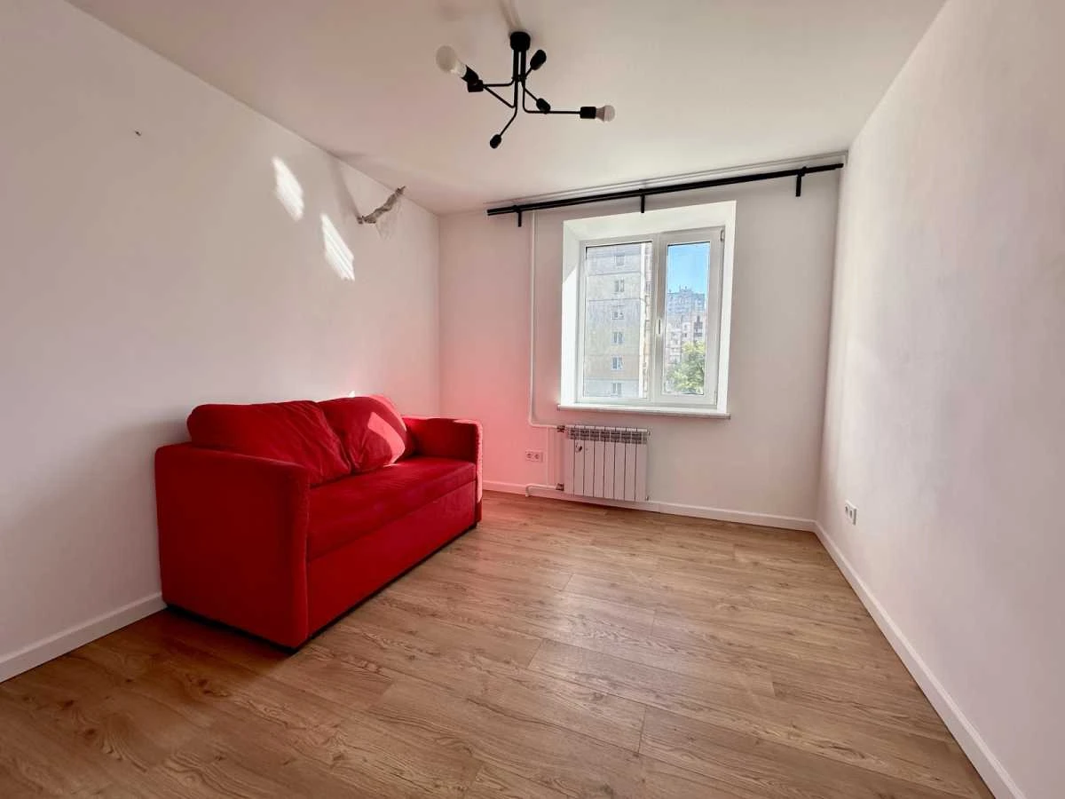 For Sale Spacious 4-Bedroom Apartment (89 sq m) in Kyiv, Sviatoshyn District