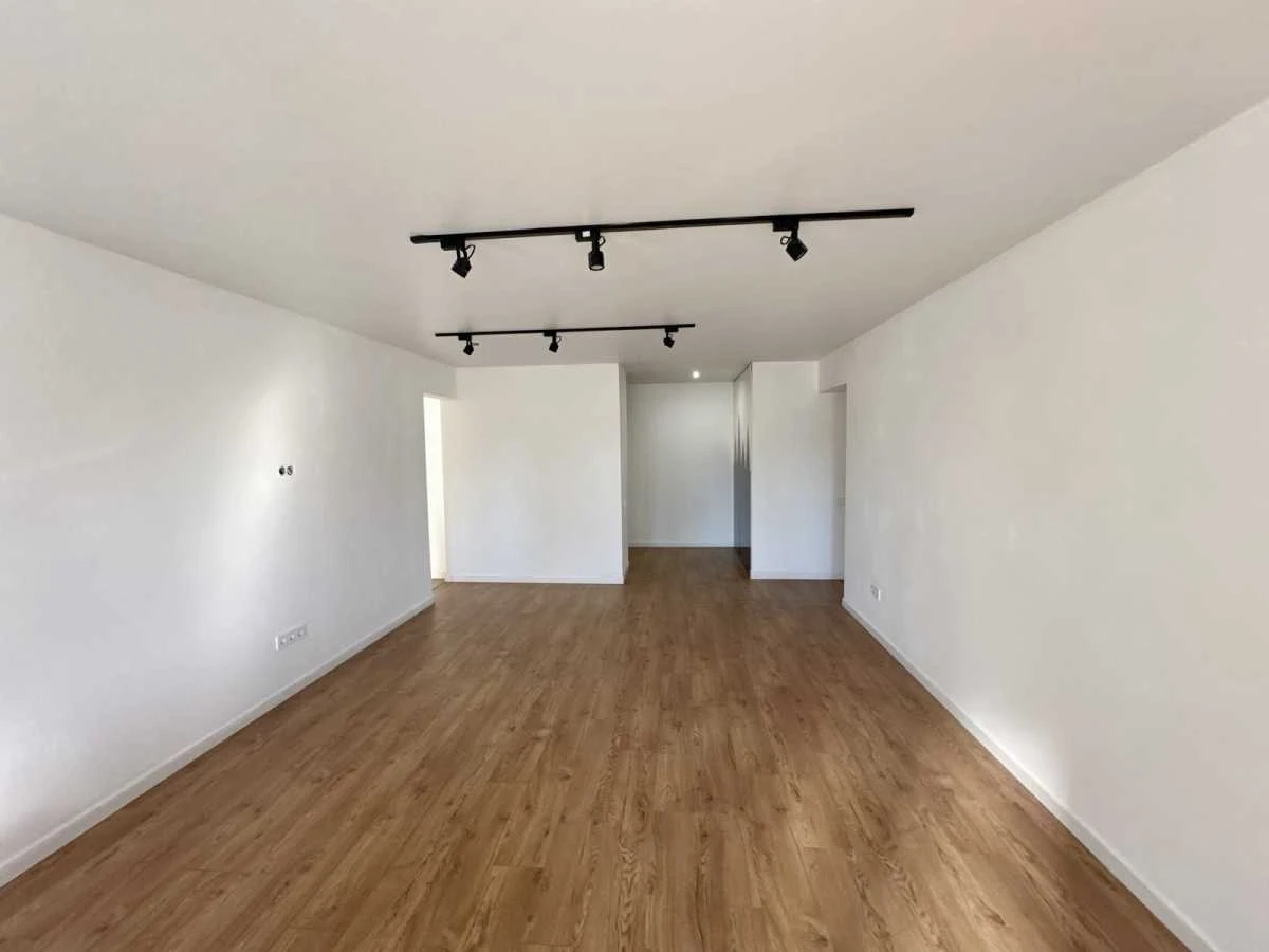 For Sale Spacious 4-Bedroom Apartment (89 sq m) in Kyiv, Sviatoshyn District