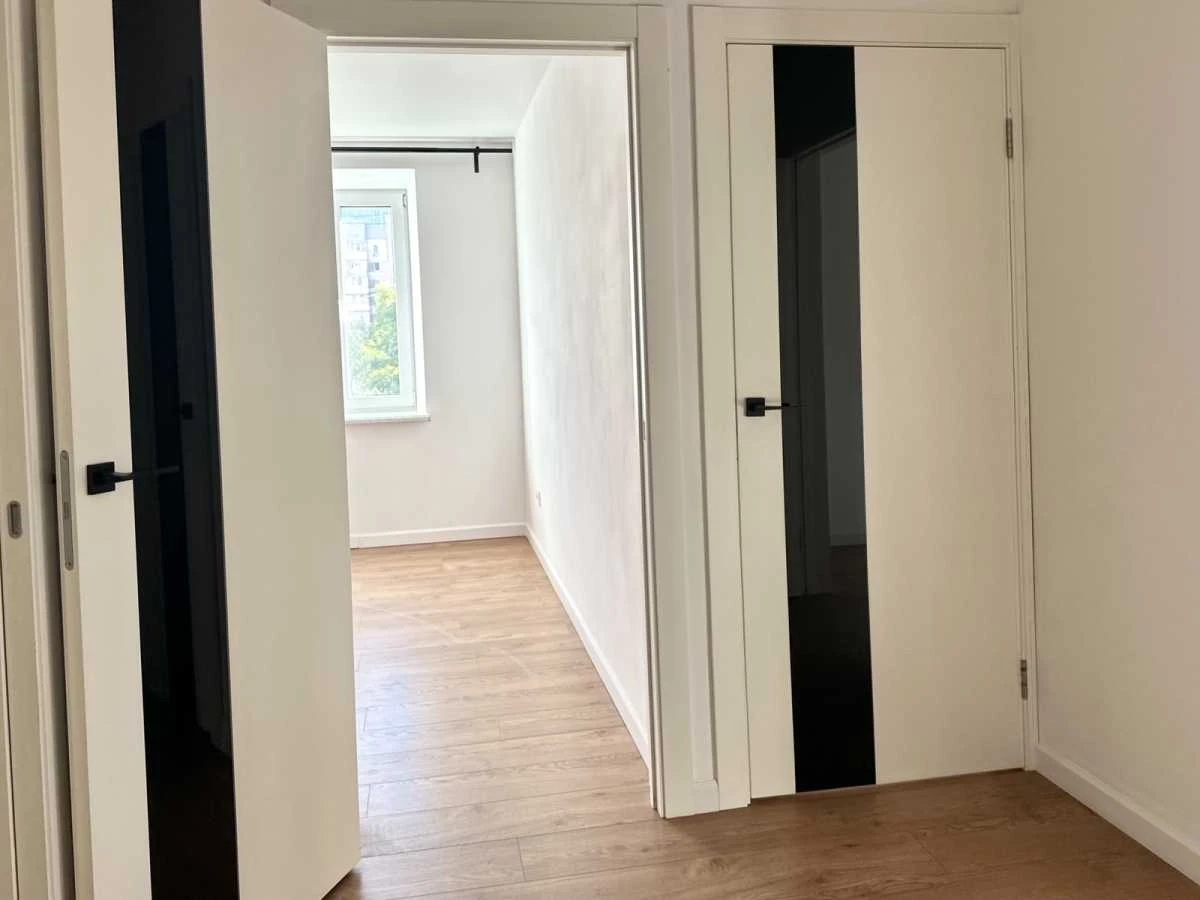 For Sale Spacious 4-Bedroom Apartment (89 sq m) in Kyiv, Sviatoshyn District