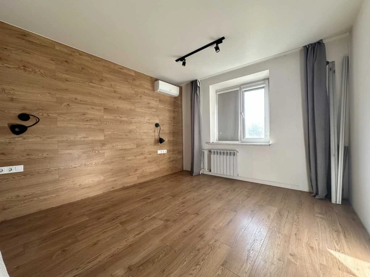 For Sale Spacious 4-Bedroom Apartment (89 sq m) in Kyiv, Sviatoshyn District