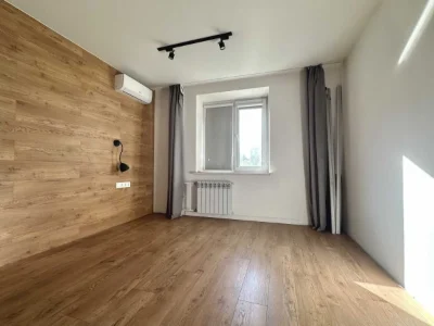 For Sale Spacious 4-Bedroom Apartment (89 sq m) in Kyiv, Sviatoshyn District