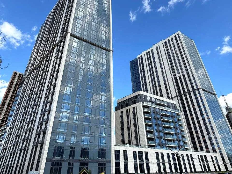 Квартира. Киев, Академика Заболотного ул., (Дом 3)