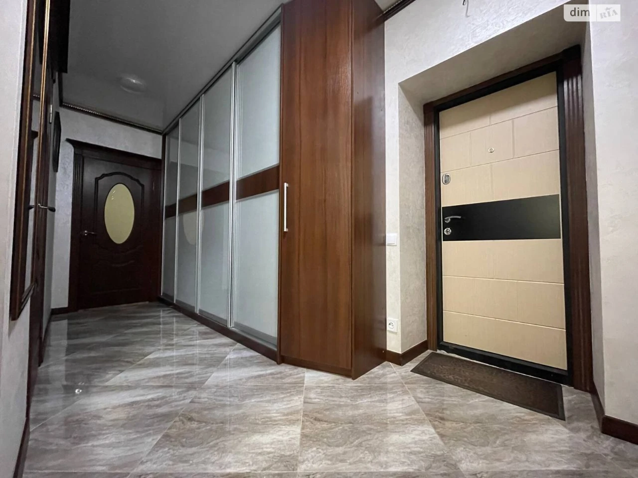 Long-Term Rental Apartment, Ozerna