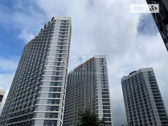 Продаж 2к квартири 100 кв. м на просп. Миколи Бажана 8 • ID