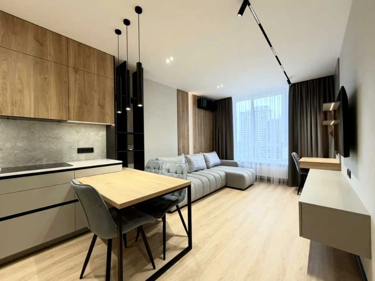 Apartment. Volodymyr Zmiienka st., Kyiv