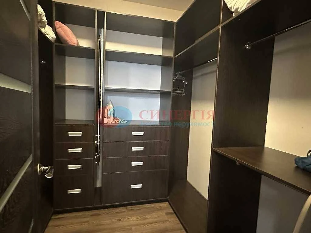 Long-term Rental 4-room Apartment, Kyiv, Шевchenkovskyi, Yuri I