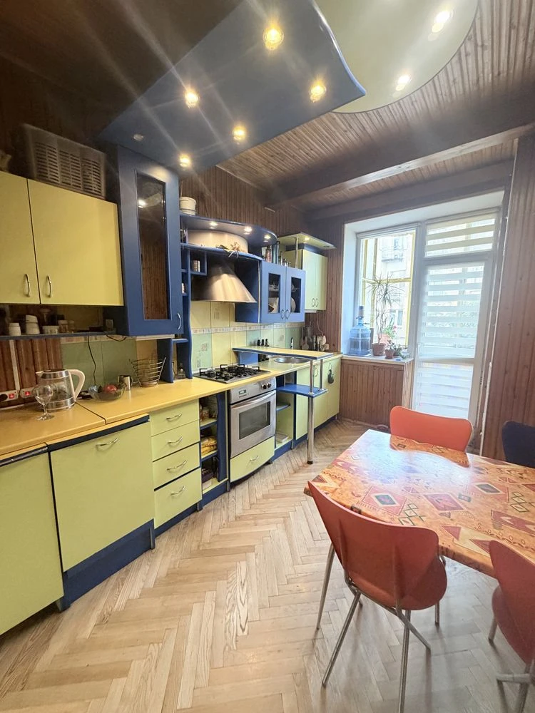 Sale of a prestigious 4-room apartment (107 m²) in "Polsky Lux"