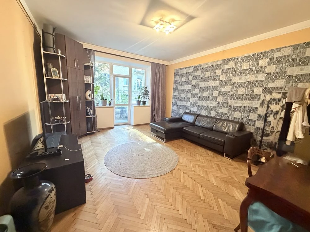 Sale of a prestigious 4-room apartment (107 m²) in "Polsky Lux"