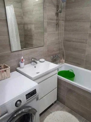Продам 2х комнатную квартиру на РЖМ.