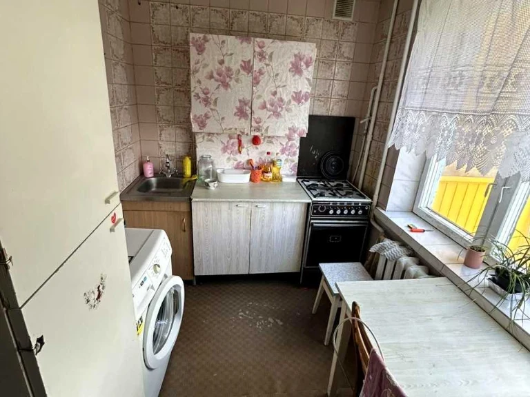 Apartment. Vasyl Ivansha Street, Kyiv