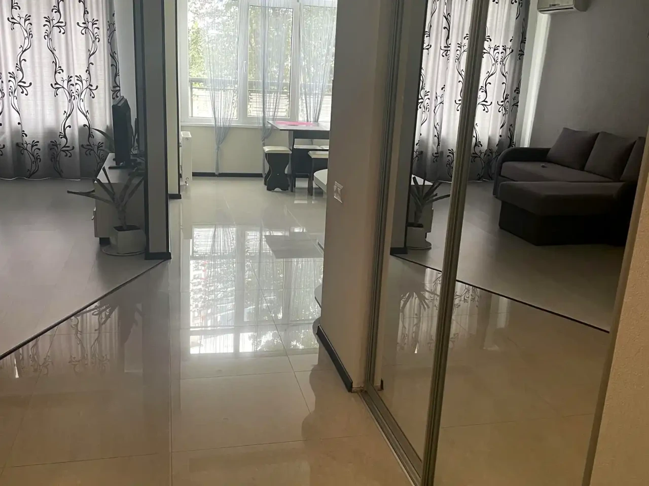 Rent 1-room apartment 45 m² 2/25 floor