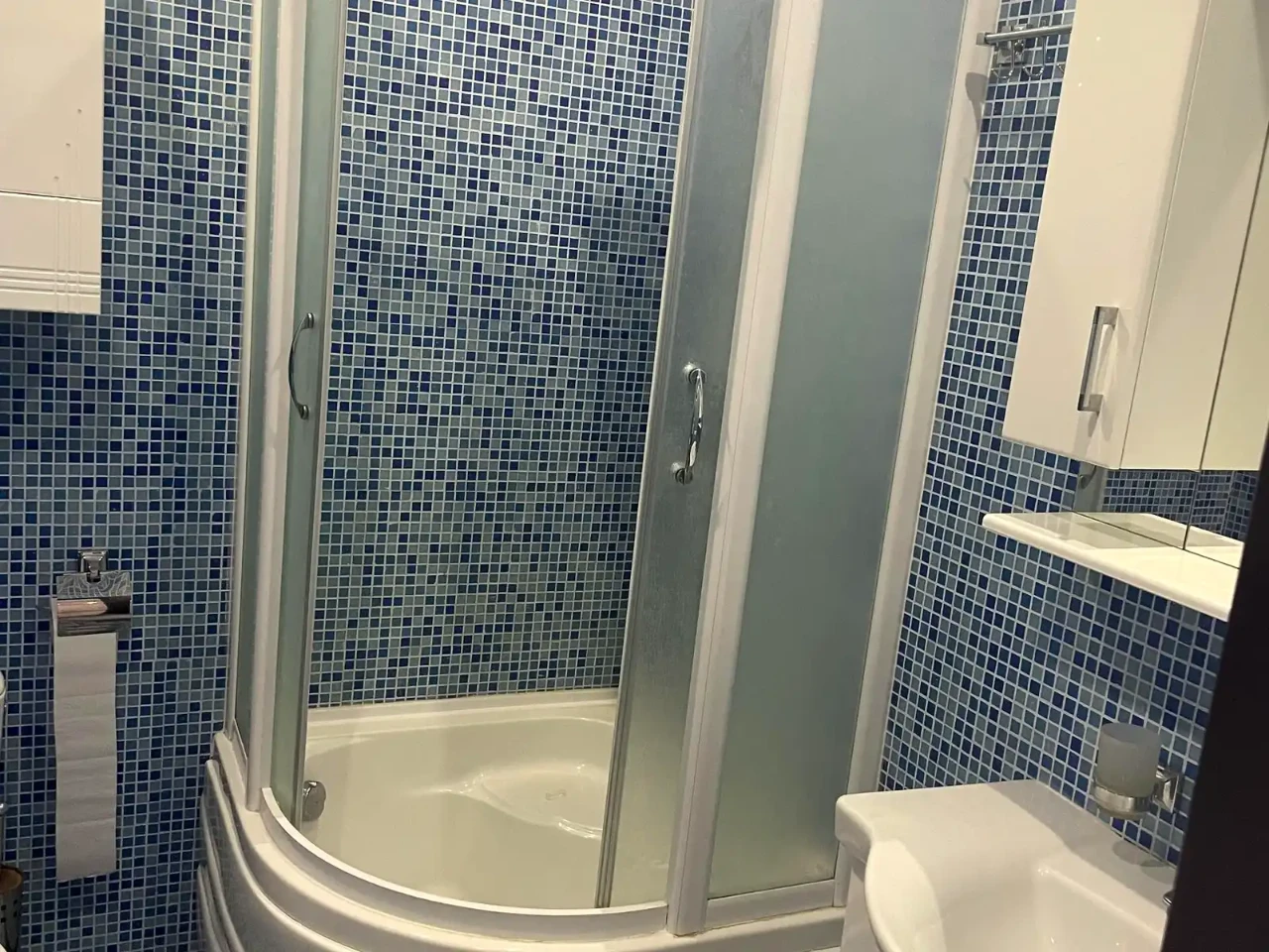 Rent 1-room apartment 45 m² 2/25 floor