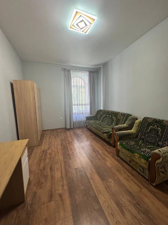 Sale of a 1-room apartment on Kulish Street