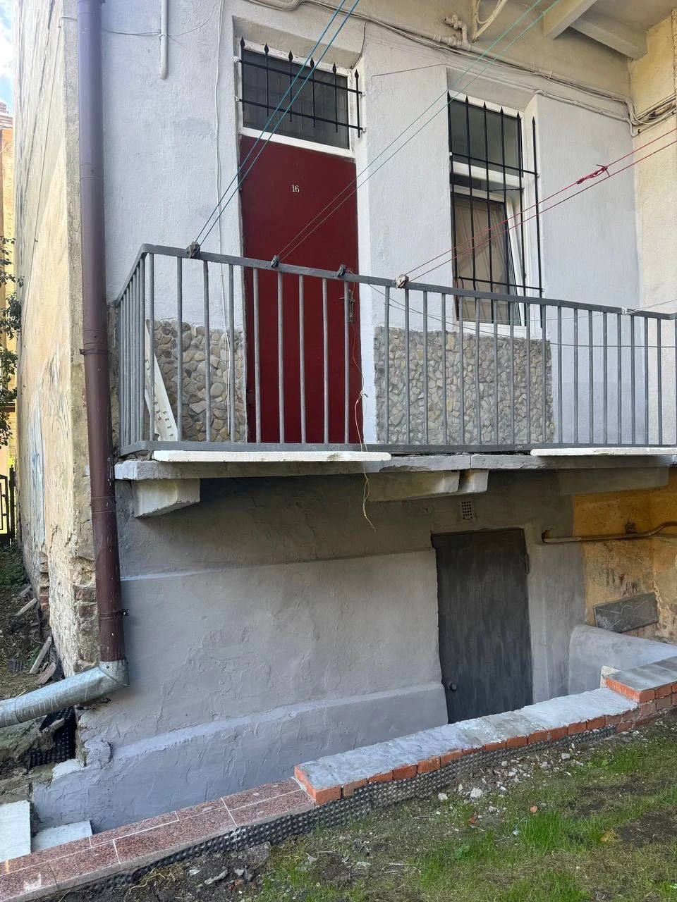 Sale of a 1-room apartment on Kulish Street