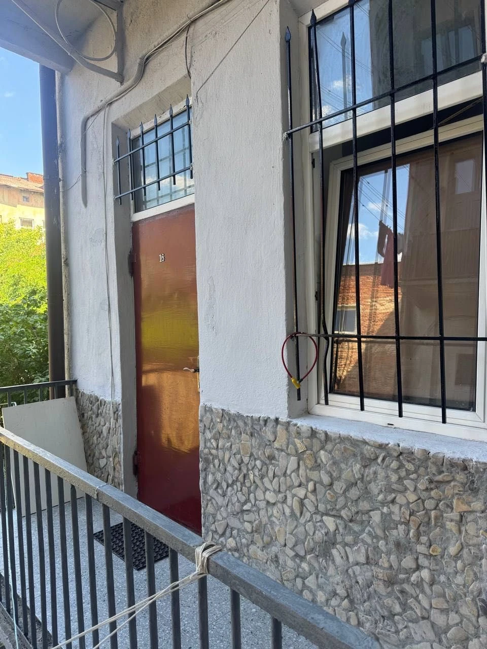 Sale of a 1-room apartment on Kulish Street