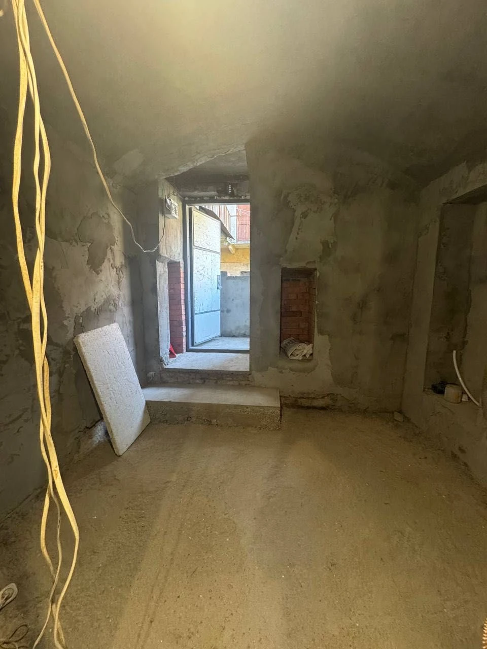 Sale of a 1-room apartment on Kulish Street