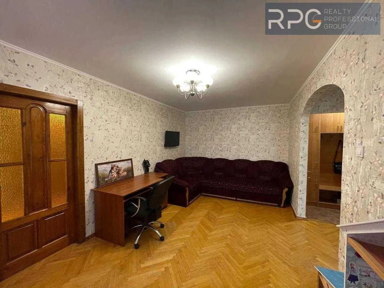 продаж 2 к квартири на вул Донця 18 Солом'янський р-н поруч