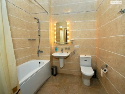 Long-Term Rental Apartment in Arcadia