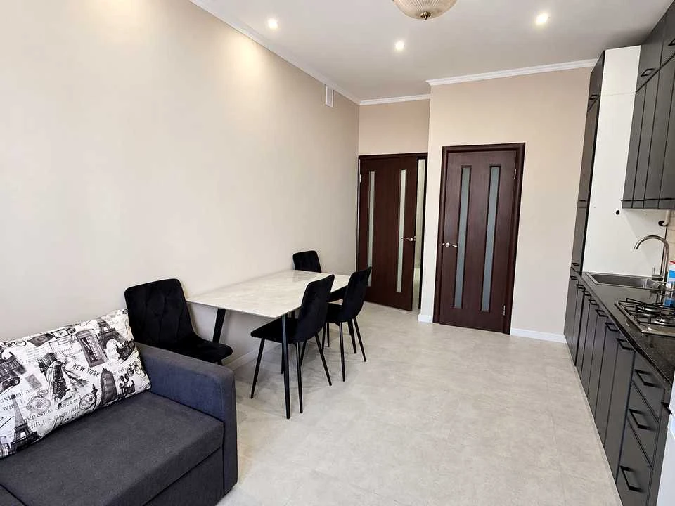 Apartment. Uzhhorod, Vyshneva st.