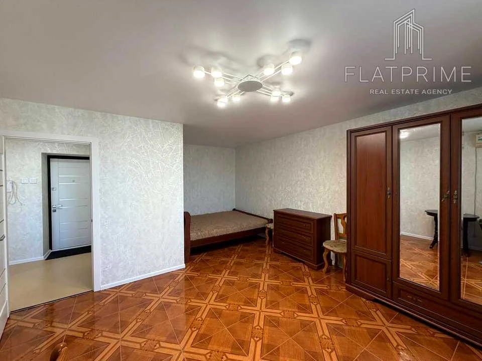 Квартира. Київ, Львівська вул.