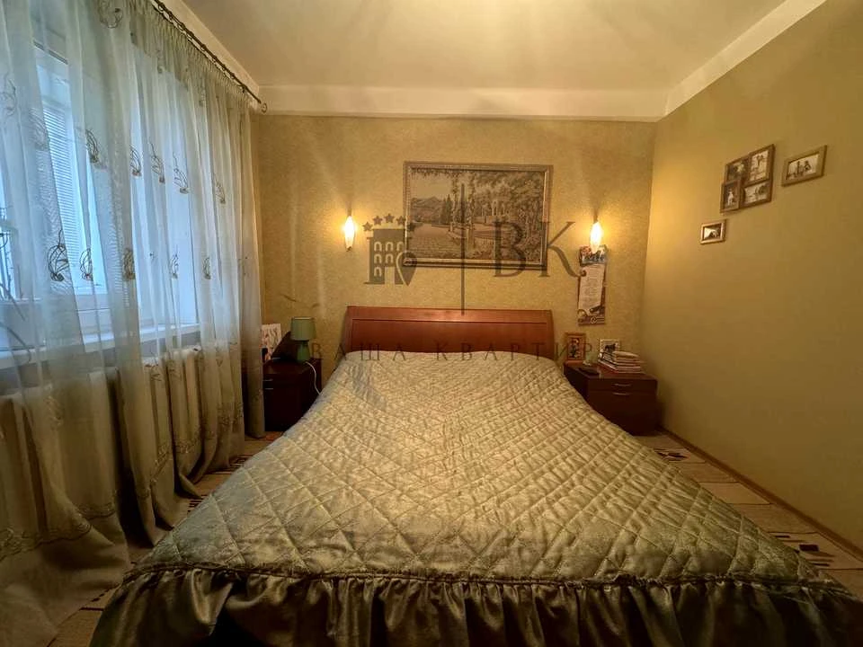 Квартира. Київ, вулиця Романа Ратушного