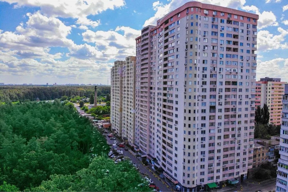 ДЕРЖ ПРОГРАМИ! Без комісії. ЖК Сосновий Бір. Продаж двокімна