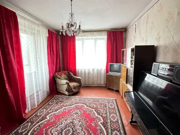 Apartment. Pereomohy Prospect