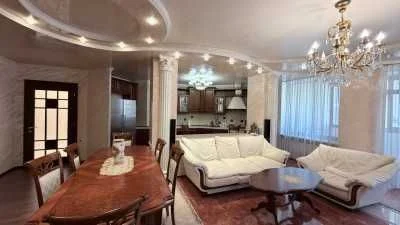 Ексклюзивна 3-кімнатна квартира 138 м2 в Аркадії, новий ремонт