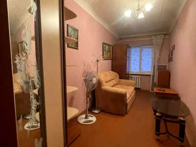 Apartment. Kharkiv, Kharkivskyi Diviziiv Street