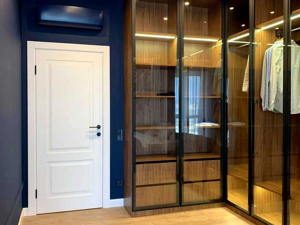Apartment. Antonovicha Street, Kyiv