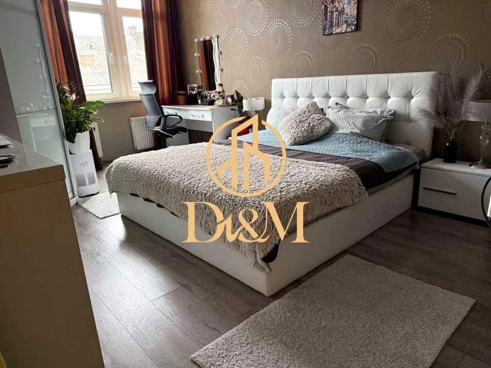 Apartment. Sichovyh Striltsiv st.