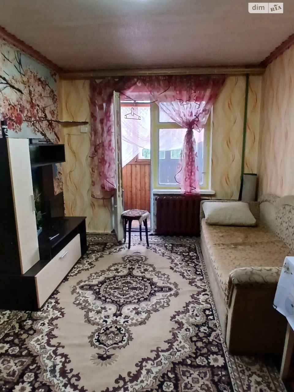 Long-Term Rental Apartment Dniprovsky