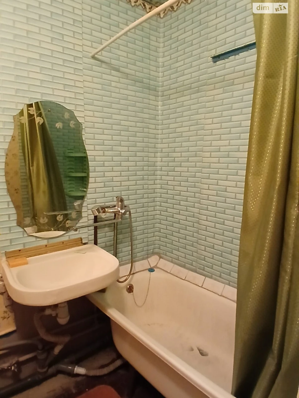 Long-Term Rental Apartment Dniprovsky