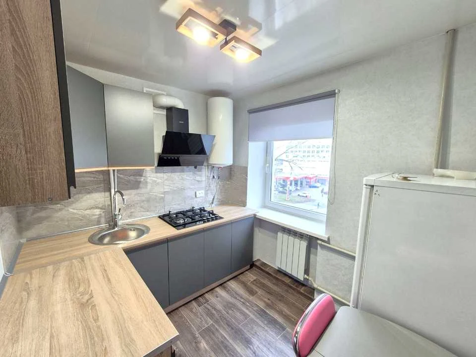 Apartment. Dnipro, Naukova Street