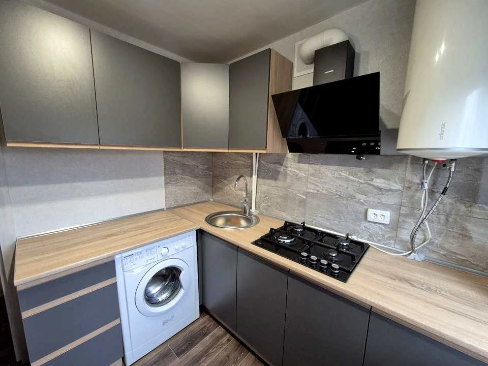 Apartment. Dnipro, Naukova Street