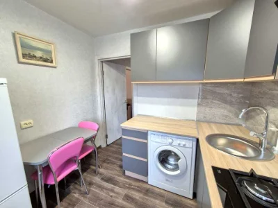 Apartment. Dnipro, Naukova Street