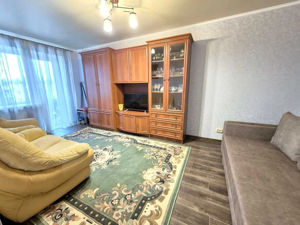 Apartment. Dnipro, Naukova Street