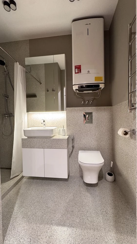 2 bedroom apartment, Podil Plaza Residence