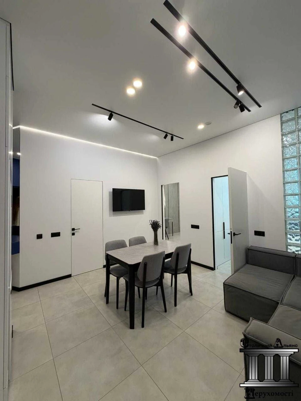 Functional 2-bedroom apartment, 60 square meters, Tenant available! "Manhattan" Residence