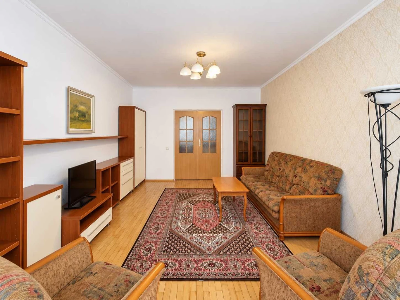 Sale of a spacious 2-bedroom apartment 72 sq.m in Podol, вул
