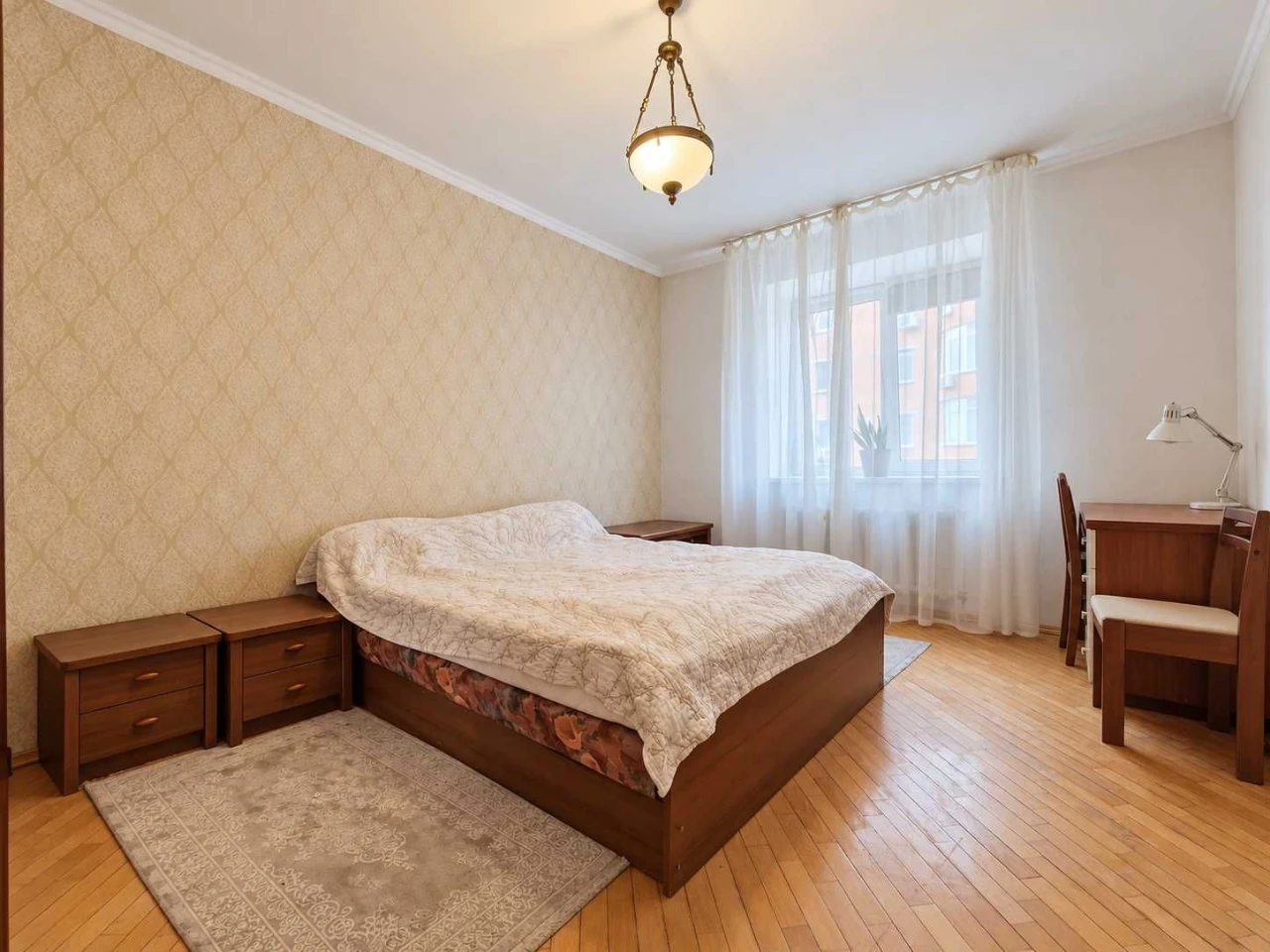 Sale of a spacious 2-bedroom apartment 72 sq.m in Podol, вул