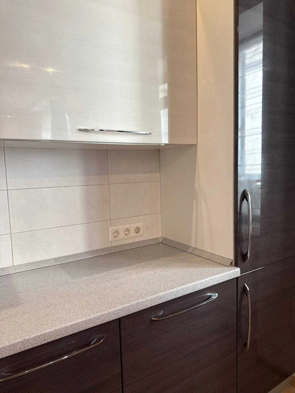 Spacious 3-bedroom apartment with a view of the Dnipro, Victory-1 residential area